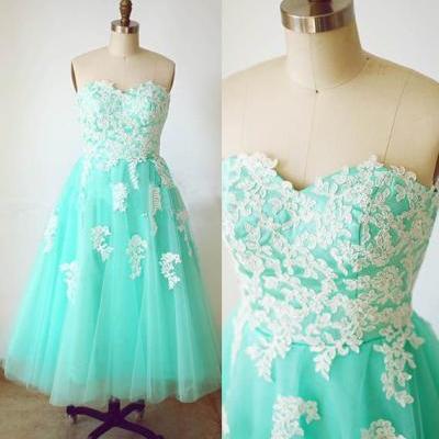 Charming Prom Dress,Sweetheart Prom Dress,A-Line Prom Dress,Appliques Prom Dress,Tulle Prom Dress